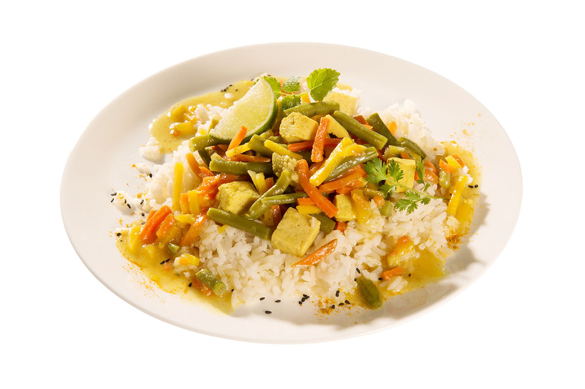 Curry-Gemuesepfanne-mit-Tofu-dazu-Langkornreis-Clean